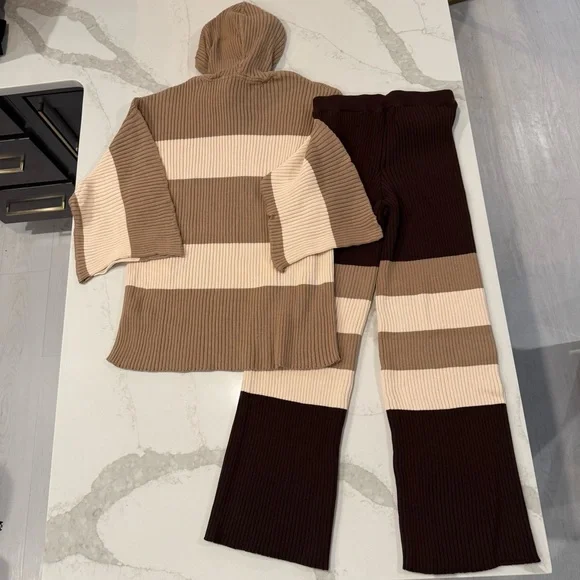 Free People Beach NWT Kami Hooded Sweater Set Womens Small Brown/Cream Oversized - Picture 5 of 15